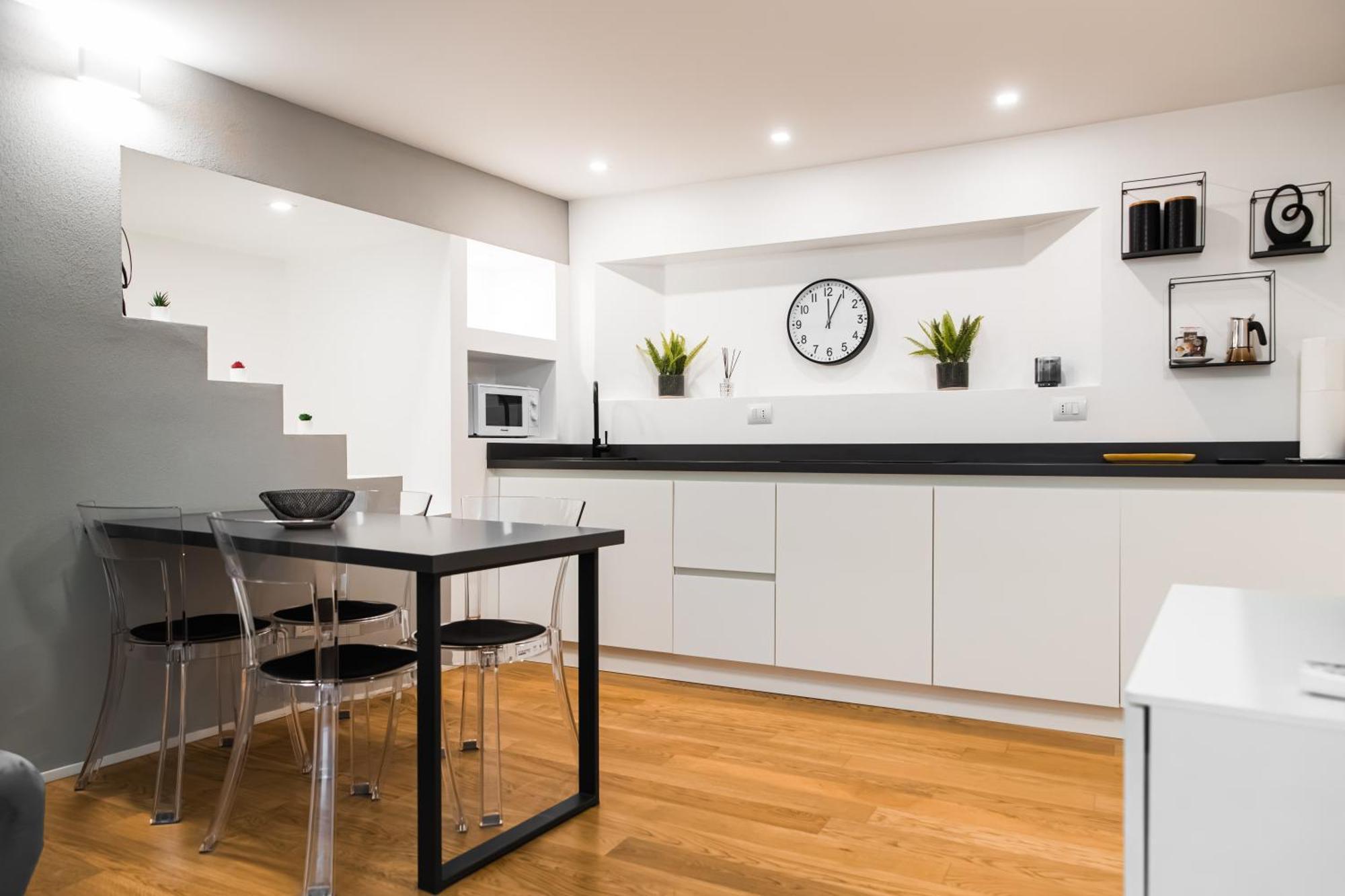 Lilli House - Suite In The Heart Of โบโลญญา ภายนอก รูปภาพ