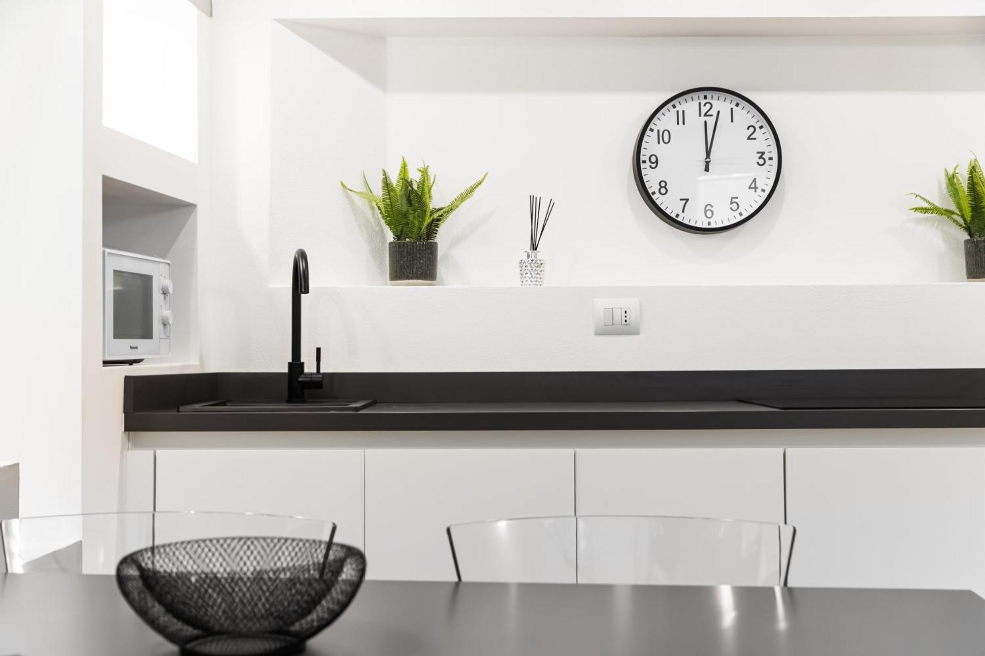 Lilli House - Suite In The Heart Of โบโลญญา ภายนอก รูปภาพ
