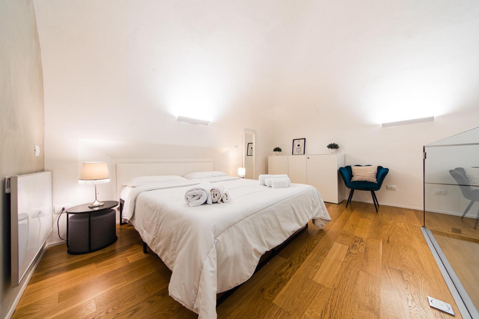 Lilli House - Suite In The Heart Of โบโลญญา ภายนอก รูปภาพ